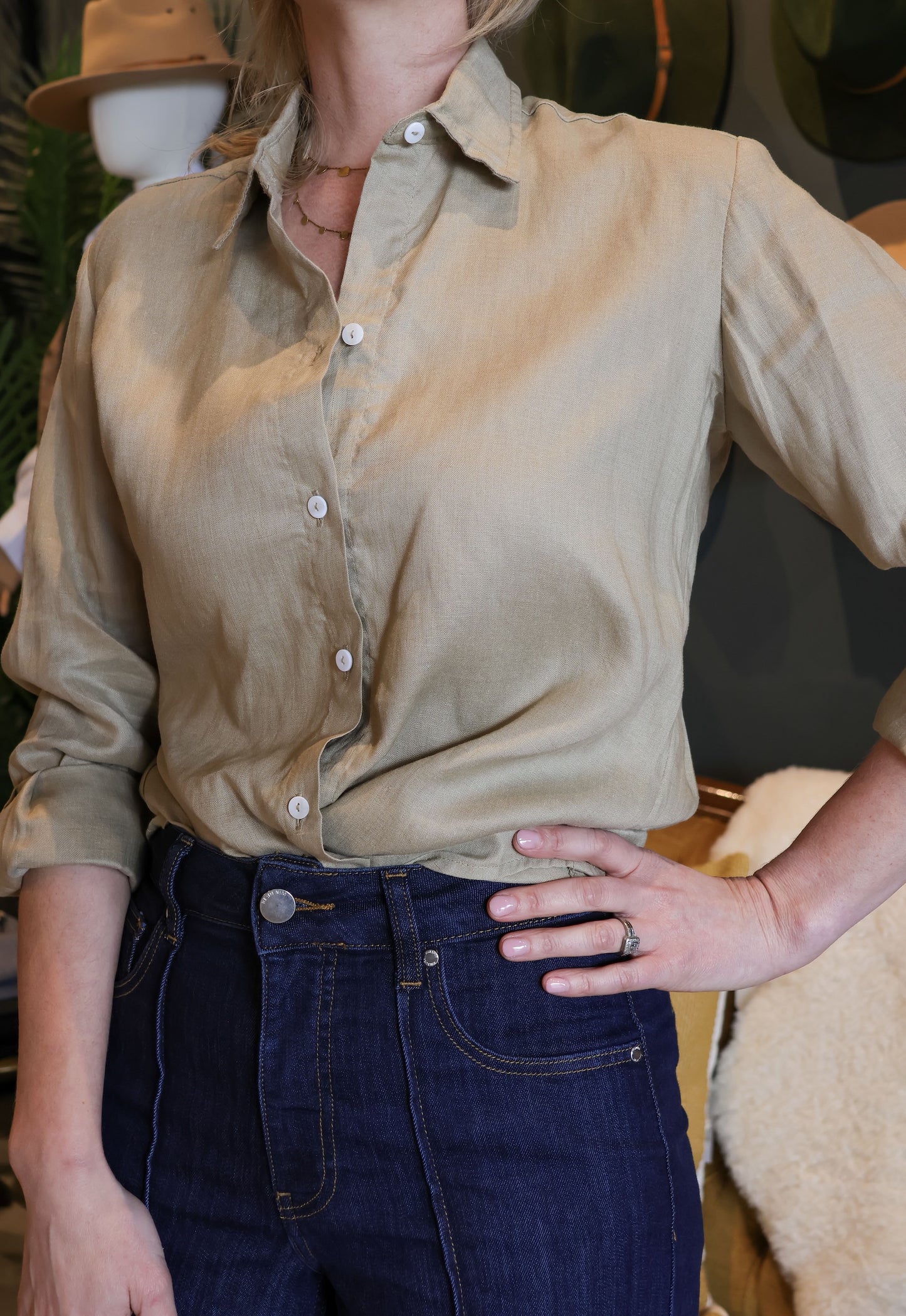 Women's Essential Linen Blouse
