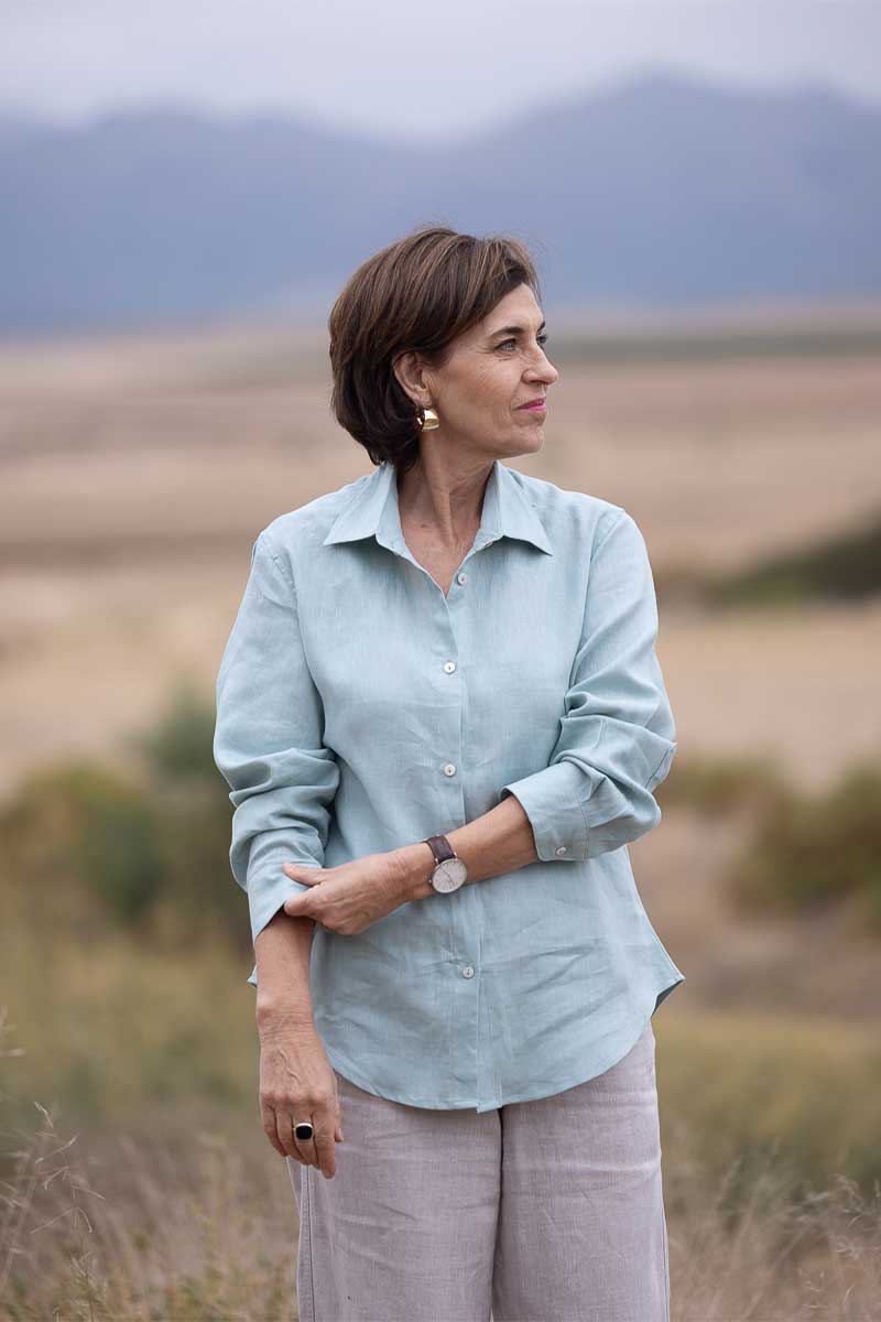 Women's Essential Linen Blouse