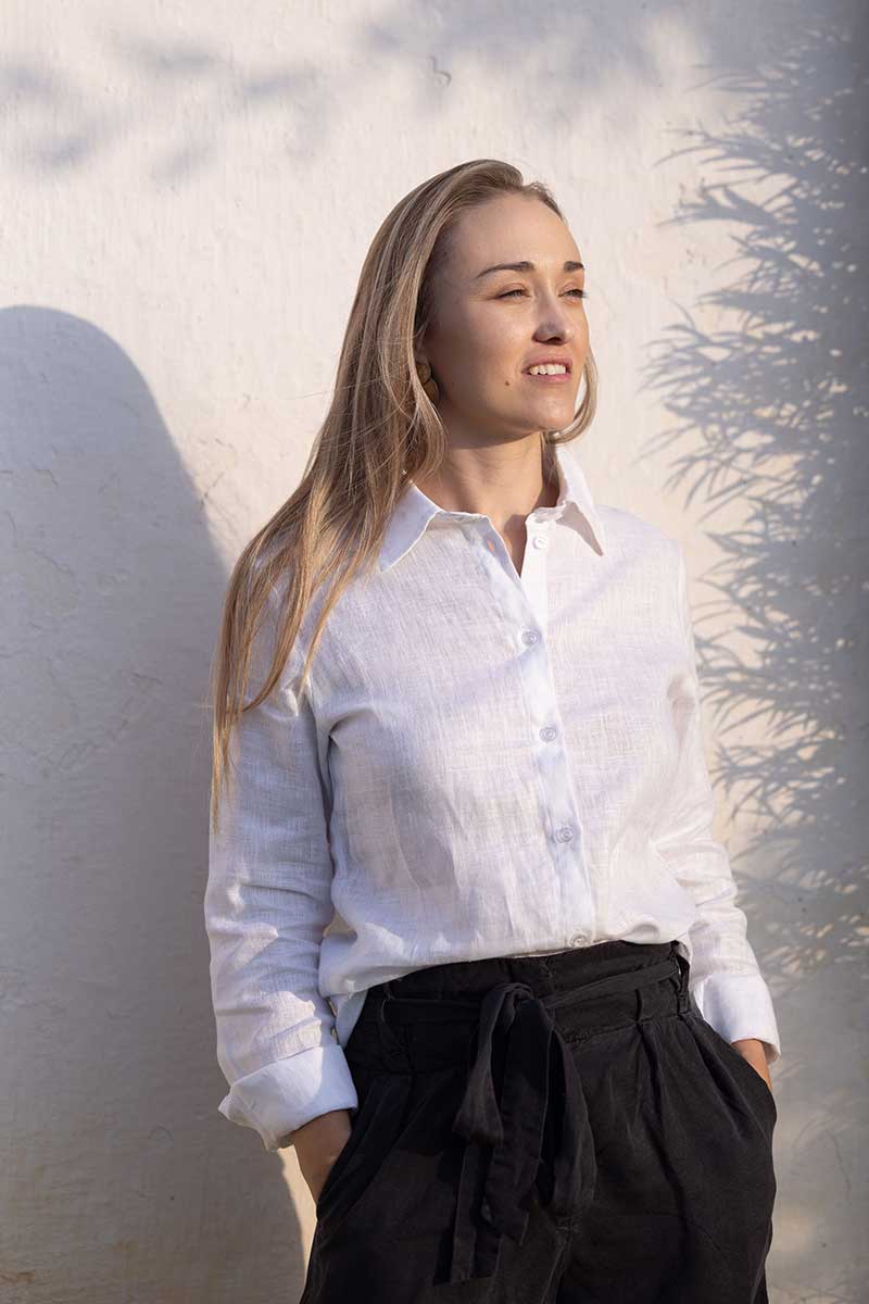 Women's Essential Linen Blouse