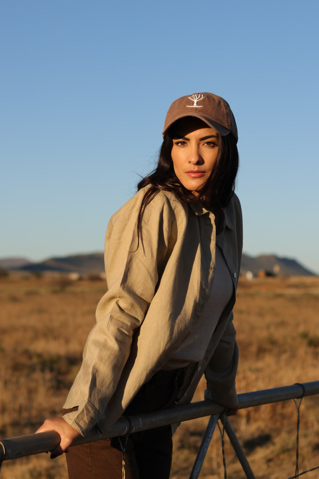 Women's Essential Linen Blouse
