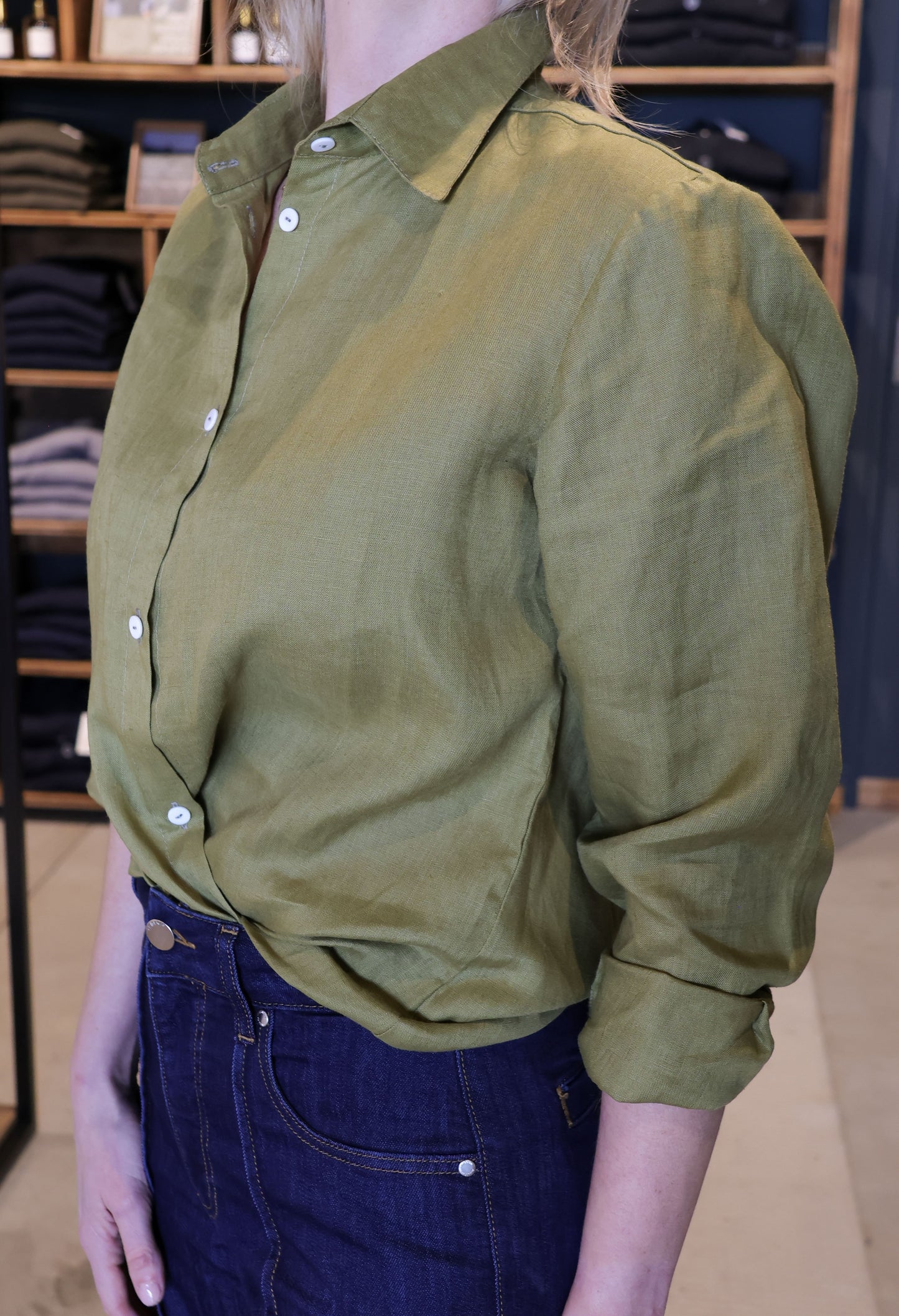 Women's Essential Linen Blouse