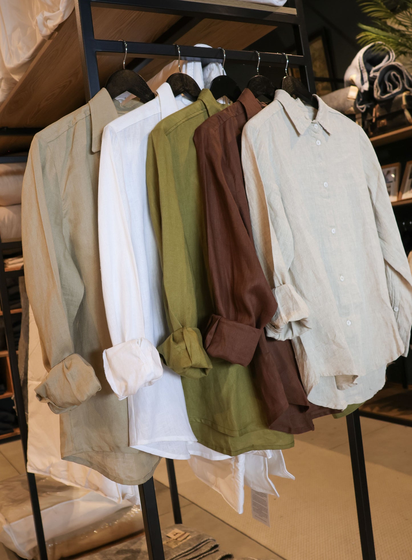 Women's Essential Linen Blouse